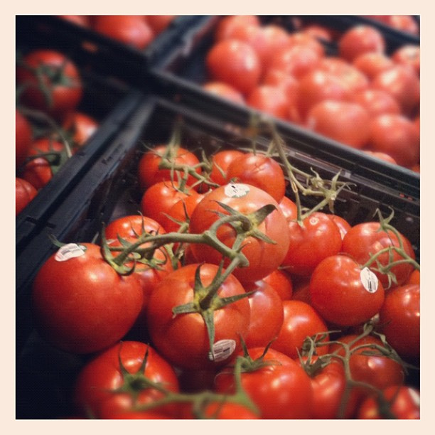 Still catching up... tomatoes for taco night. #photoadayapril #veggies