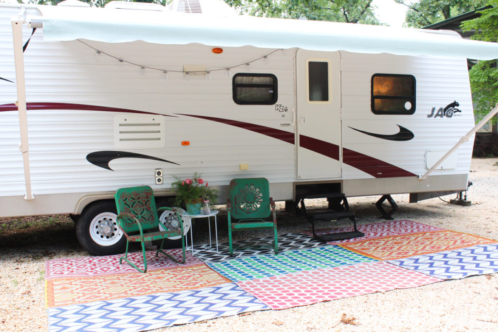 Meet Opal: Finished Camper Reveal | tazandbelly.com