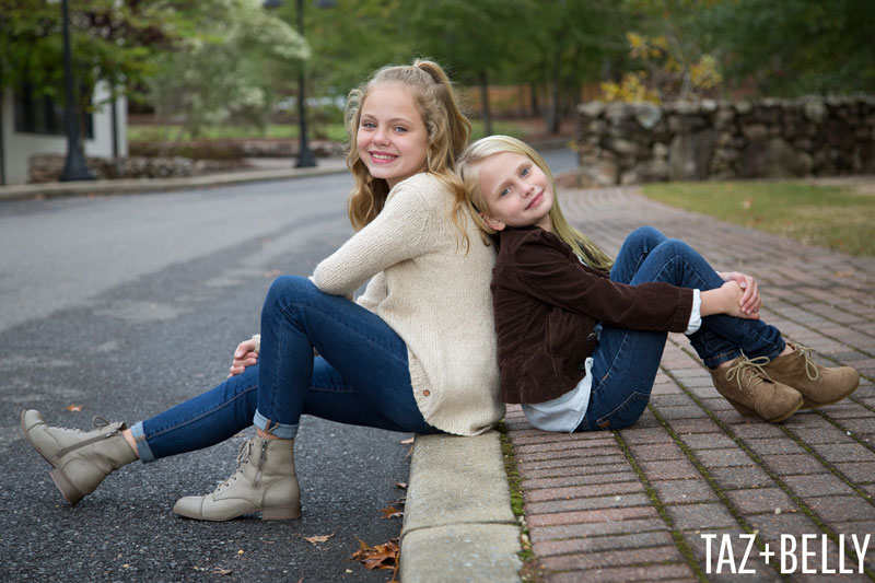 Christmas Cards + Family Photos | tazandbelly.com