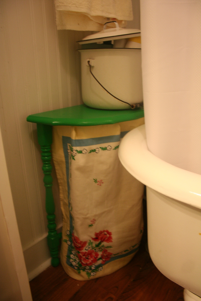 bathroom 005