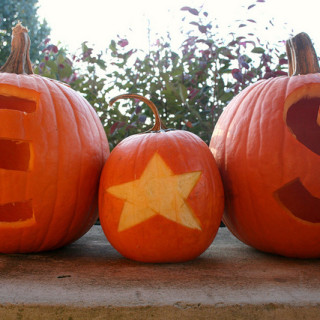 the post in which we carve pumpkins