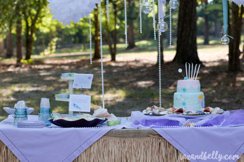 Mermaid Birthday Pool Party | tazandbelly.com