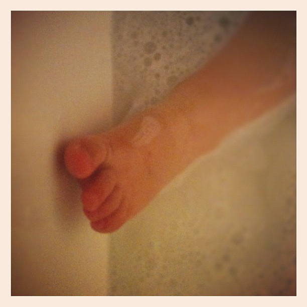 Bubbletoes. #feet #marchphotoaday