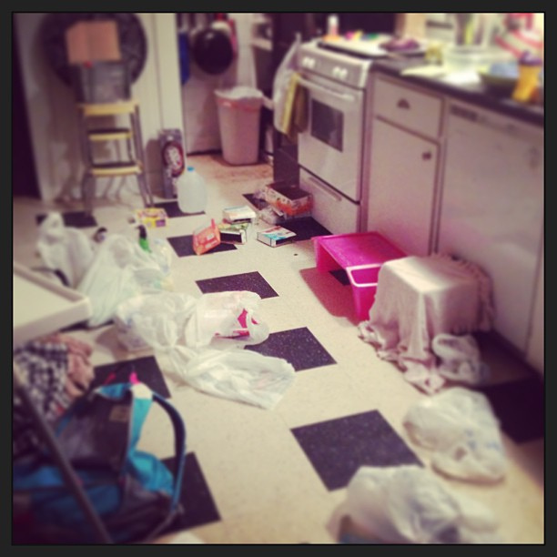 Does anybody else's kitchen look like this after a trip to the grocery store? #overwhelmed #isitbedtimeyet