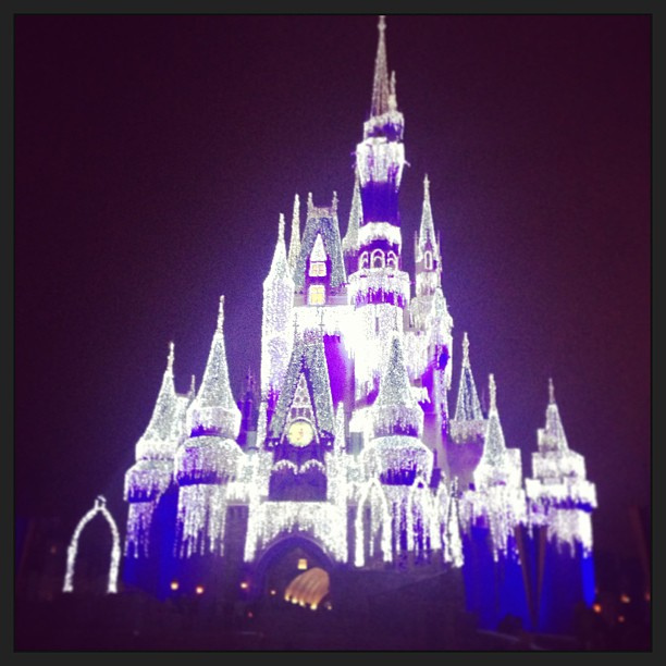 So pretty at night! #waltdisneyworld #magickingdom #lastday