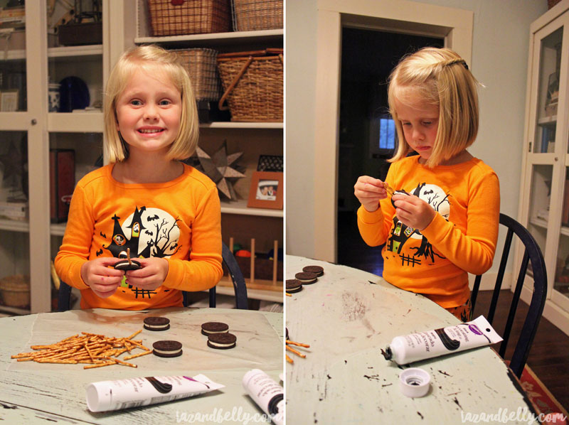 Easy Spider Oreo Cookies | tazandbelly.com