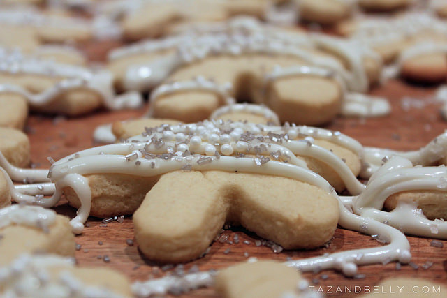 DIY Frozen Party: Gran's Famous Tea Cakes | tazandbelly.com