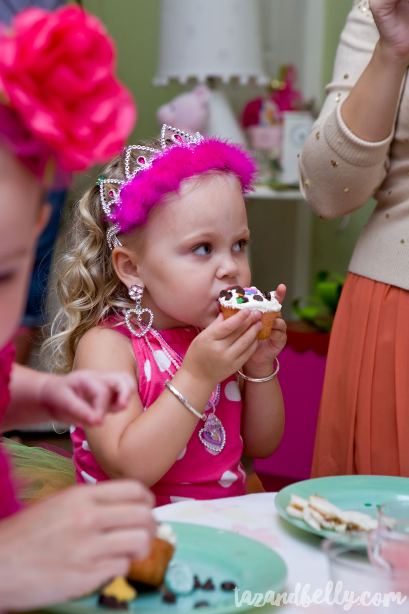 Fancy Tea Party Birthday | tazandbelly.com