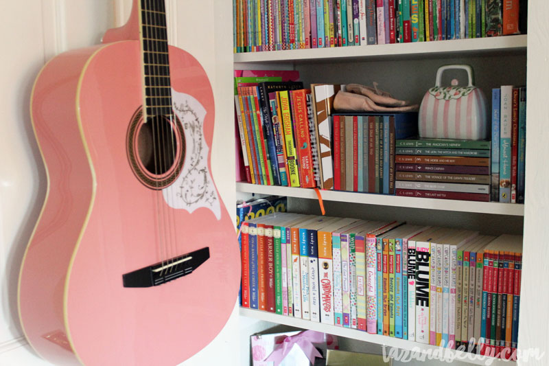 DIY Book Nook & Room Tour | tazandbelly.com