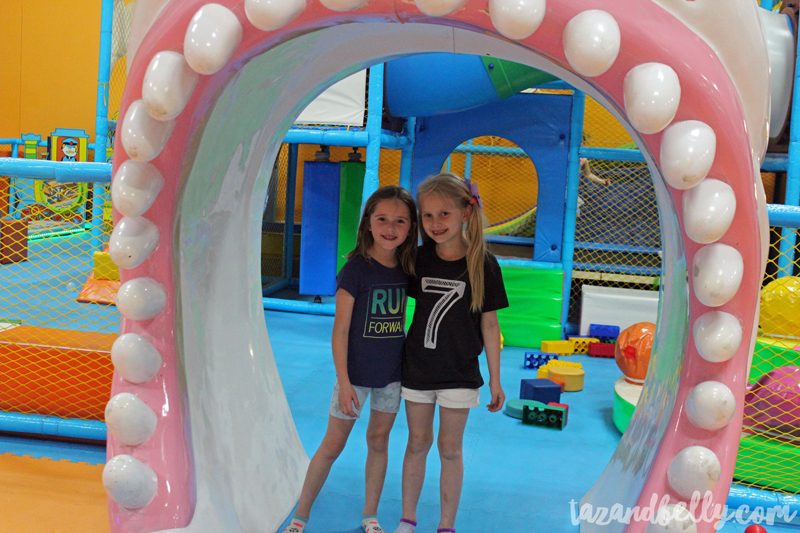 Sophie's Let's Play Party | tazandbelly.com
