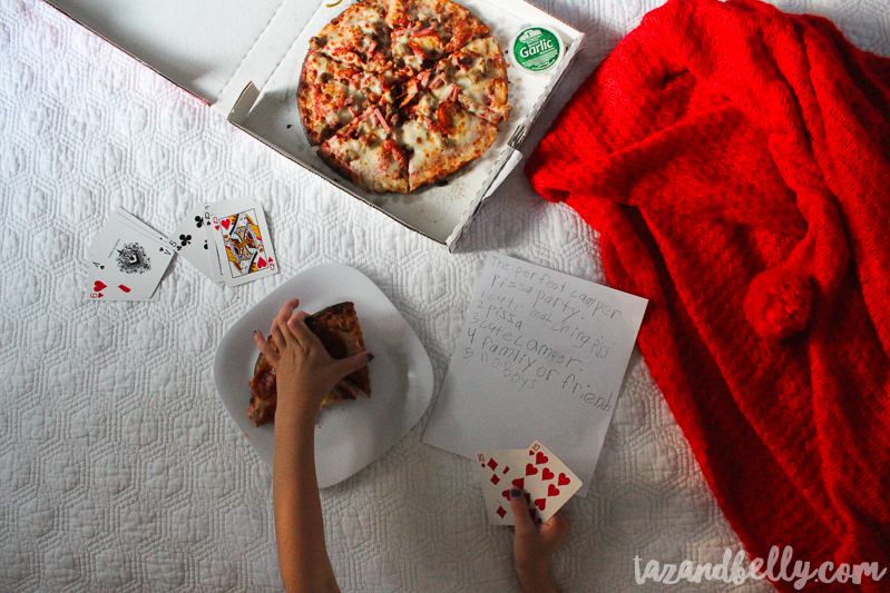 Gluten Free Papa John's Pajama Party | tazandbelly.com