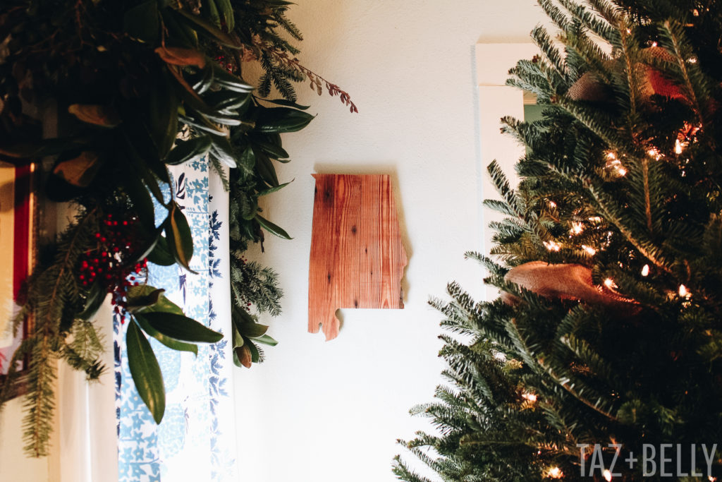 Christmas Garland Tutorial | tazandbelly.com