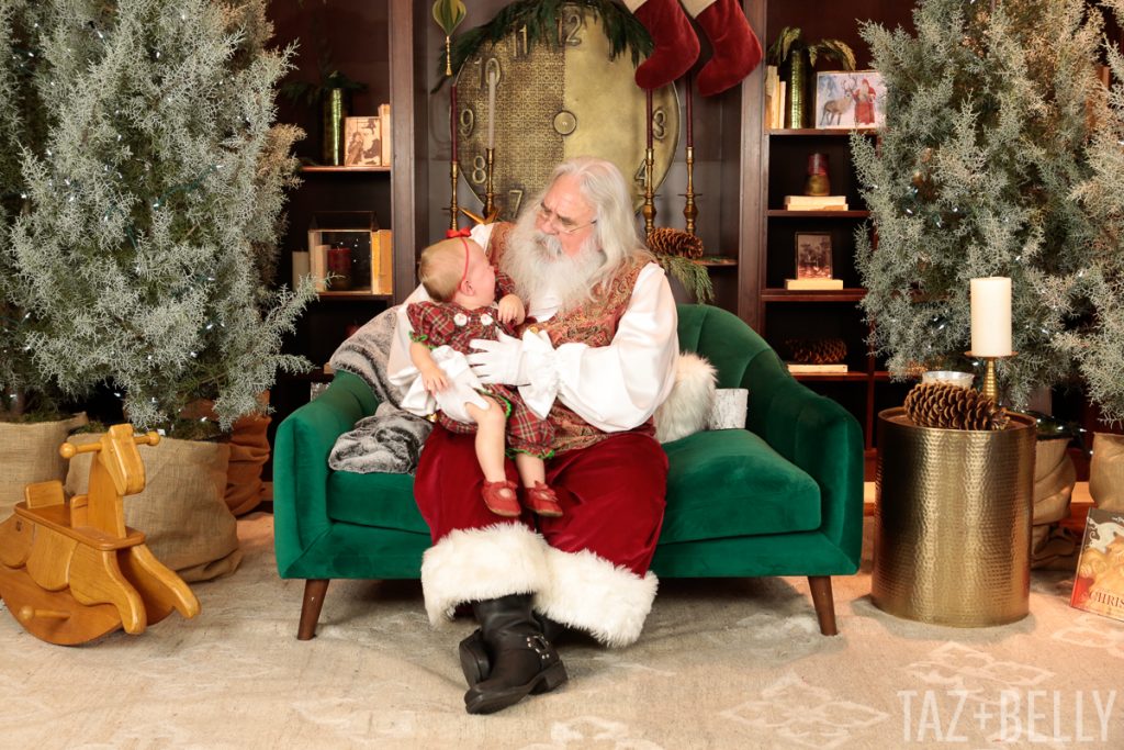 Seeing Santa 2019 | tazandbelly.com